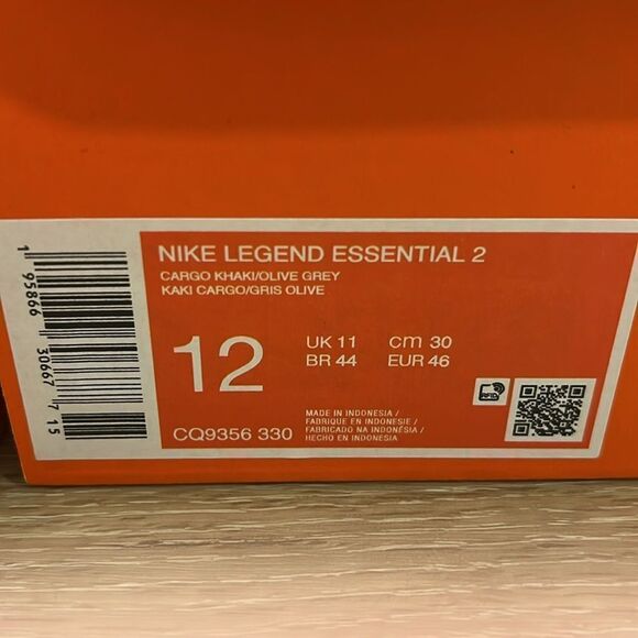 2 Nike Legend shoes bundle - Picture 13 of 13